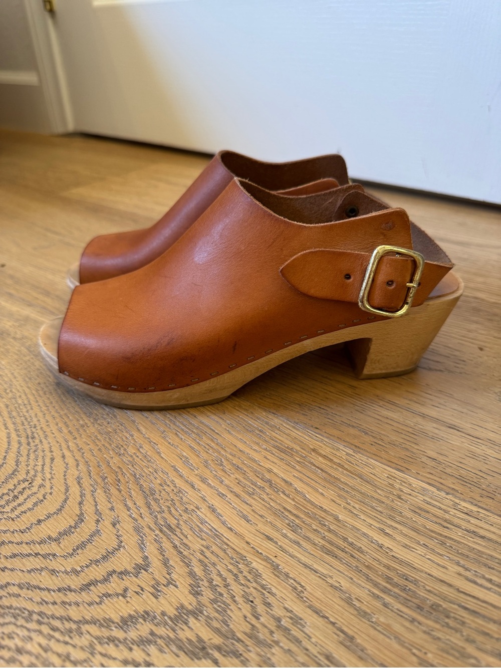 Bryr Suzie Mid Heel Clogs